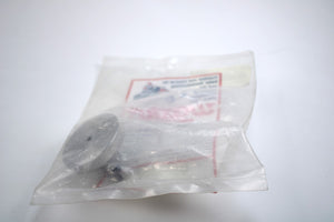 Outil pour installation de crampon de chenille pour motoneige