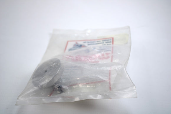 Outil pour installation de crampon de chenille pour motoneige