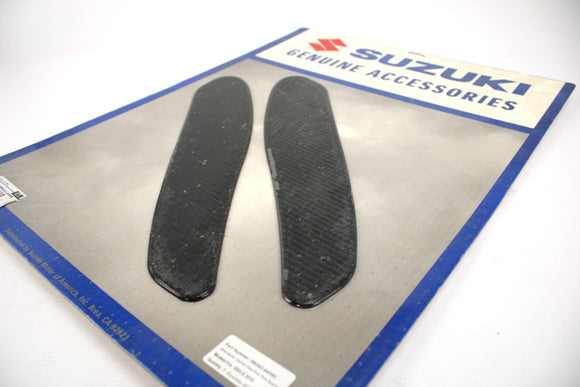 Garniture reservoir lateral suzuki gsx-s 990A0-64090